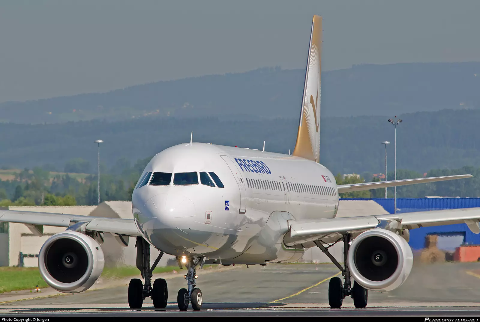 Freebird_airlines_shabavizparvaz_13.jpg