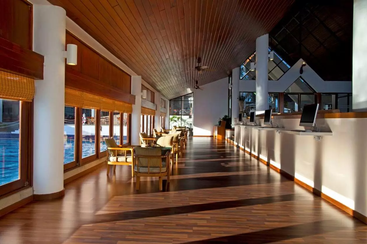 LEMERIDIENHKT_SHABAVIZPARVAZ (28).jpg