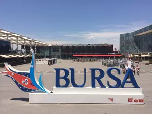bursa-kent-meydani_shabavizparvaz_little.jpg