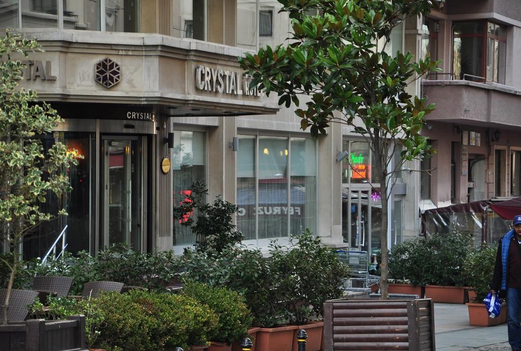 هتل کریستال