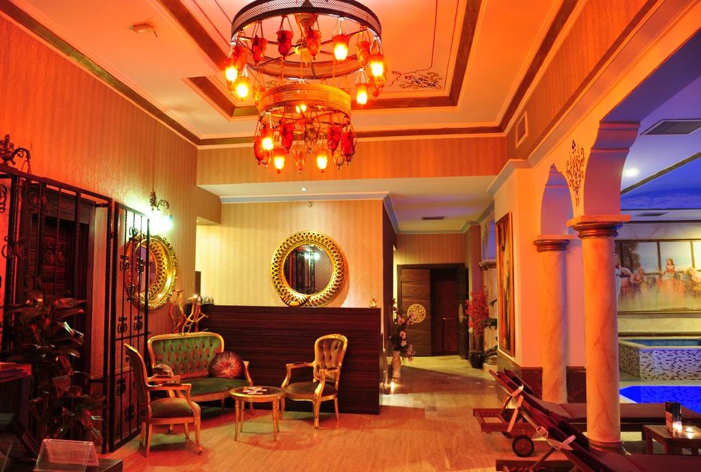 هتل کریستال