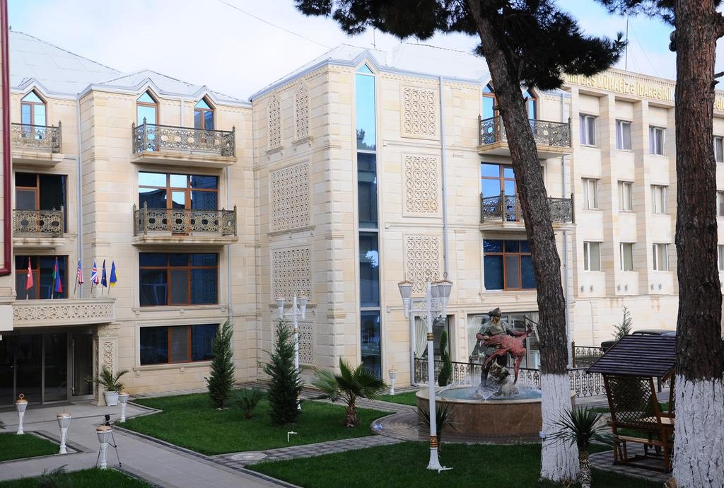 هتل دلوکس باکو 