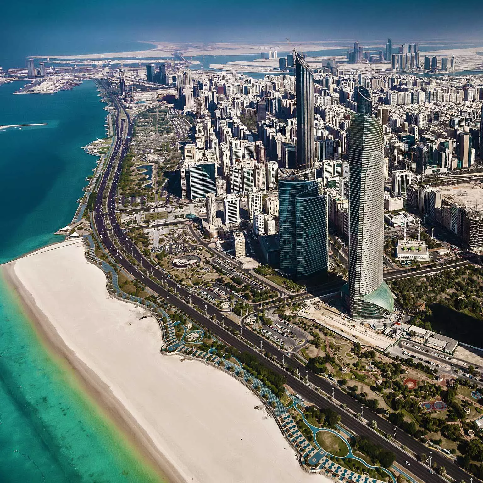 middle-east_overview_abu-dhabi_thumbnail_188108091_1536x1536.jpg