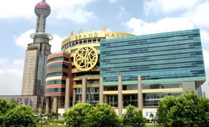 super-brand-mall-shanghai_shabavizparvaz_little.jpg