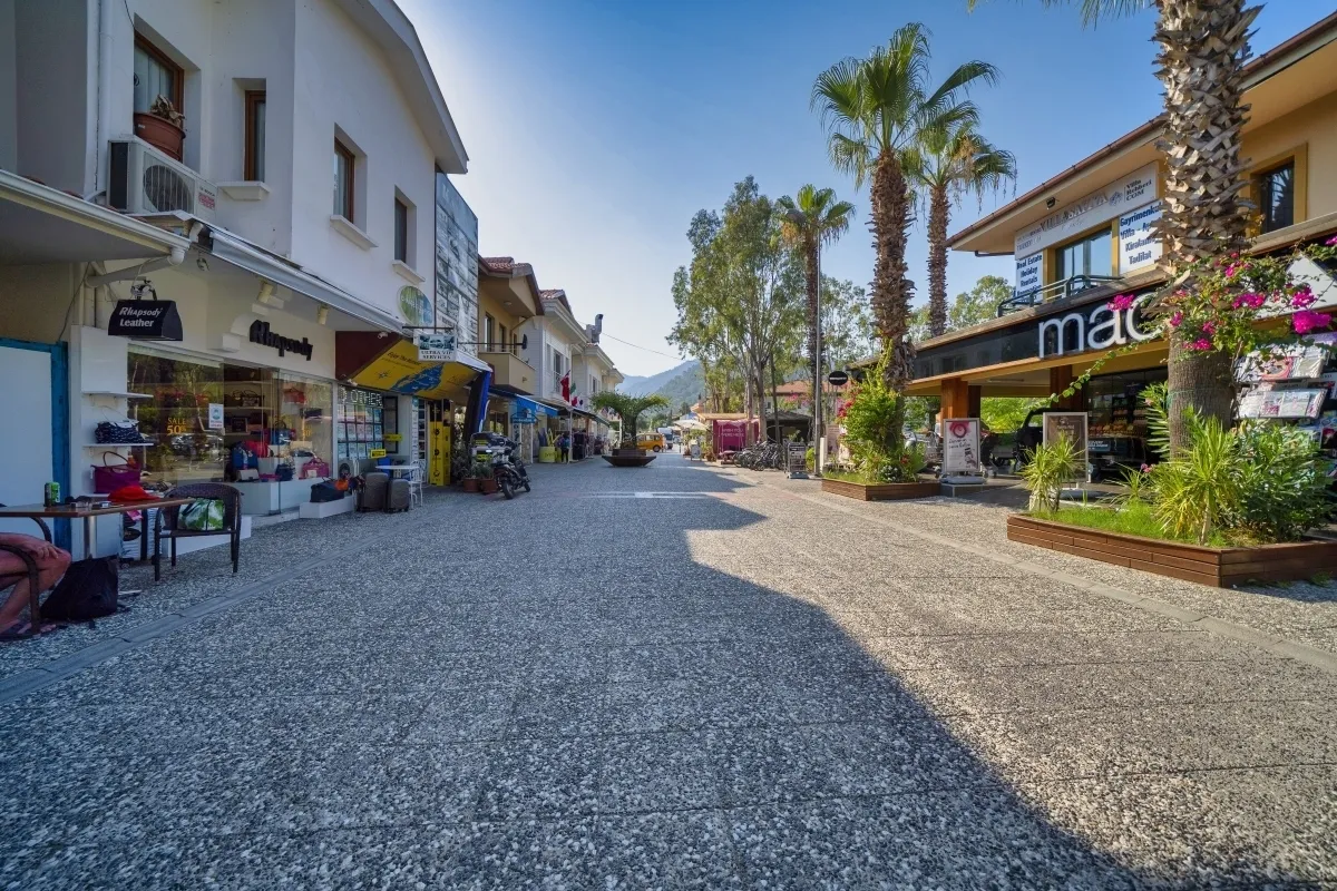 gocek bazar